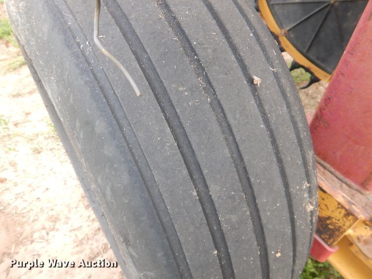 image for item DL0339 Darf 917 hay rake