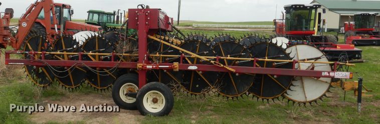 image for item DL0341 Darf FD1017 W series hay rake