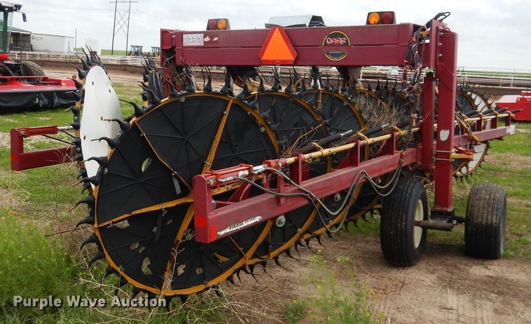 image for item DL0341 Darf FD1017 W series hay rake