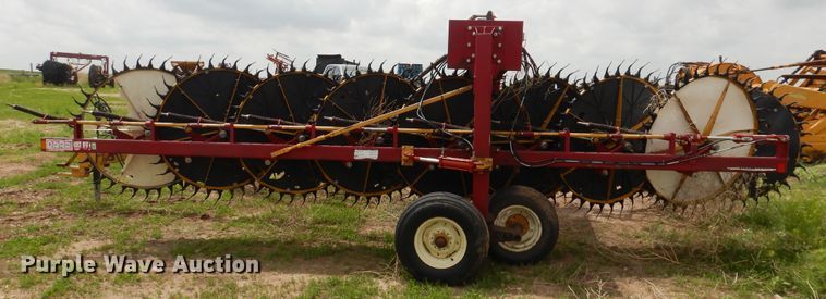image for item DL0341 Darf FD1017 W series hay rake
