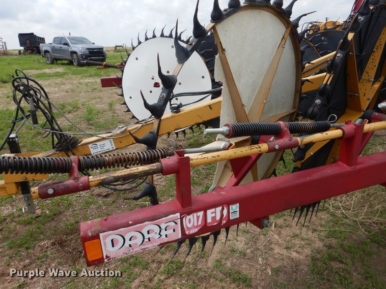 image for item DL0341 Darf FD1017 W series hay rake