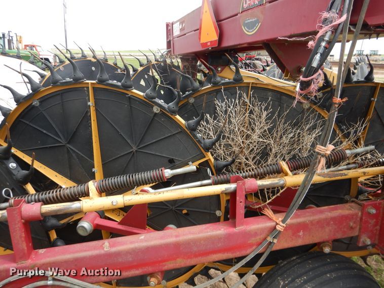 image for item DL0341 Darf FD1017 W series hay rake