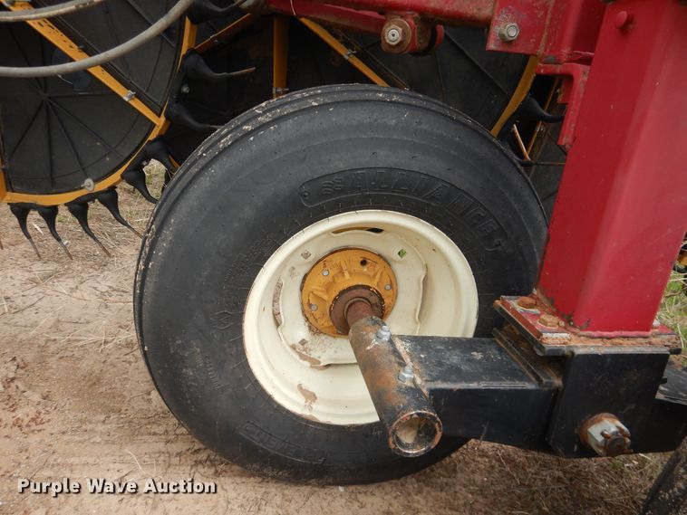 image for item DL0341 Darf FD1017 W series hay rake