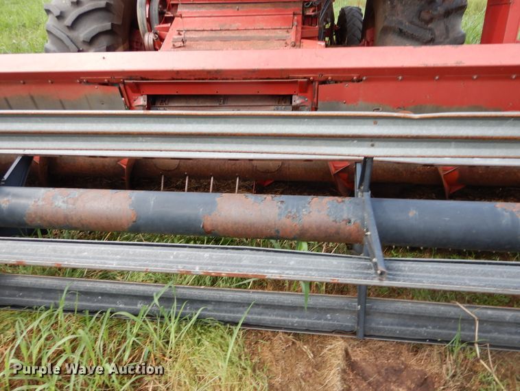 image for item DL0344 1993 Case 1688  combine