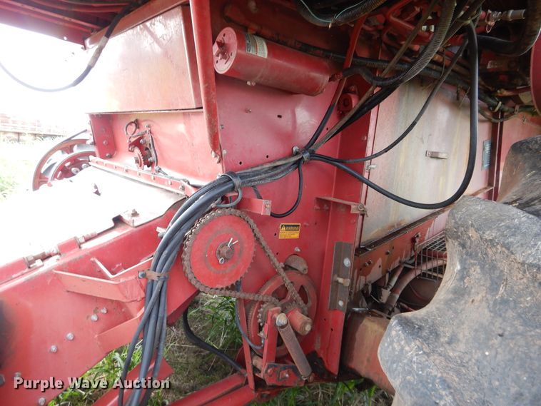 image for item DL0344 1993 Case 1688  combine