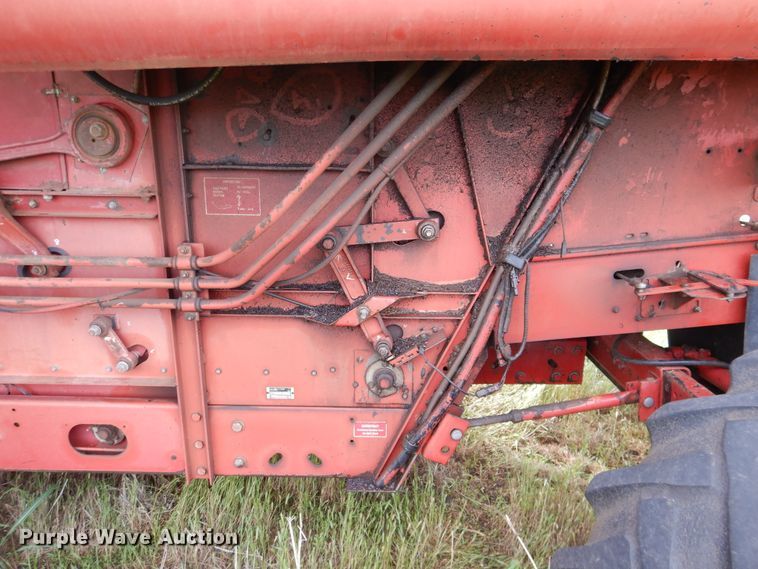 image for item DL0344 1993 Case 1688  combine