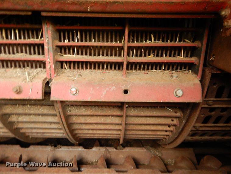 image for item DL0344 1993 Case 1688  combine