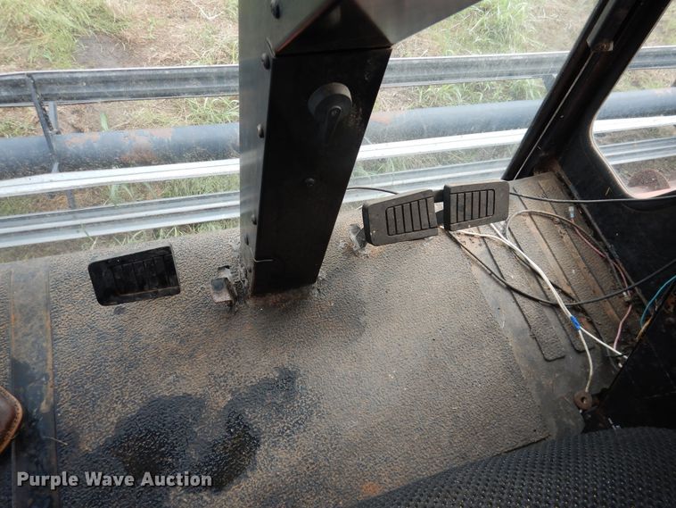 image for item DL0344 1993 Case 1688  combine