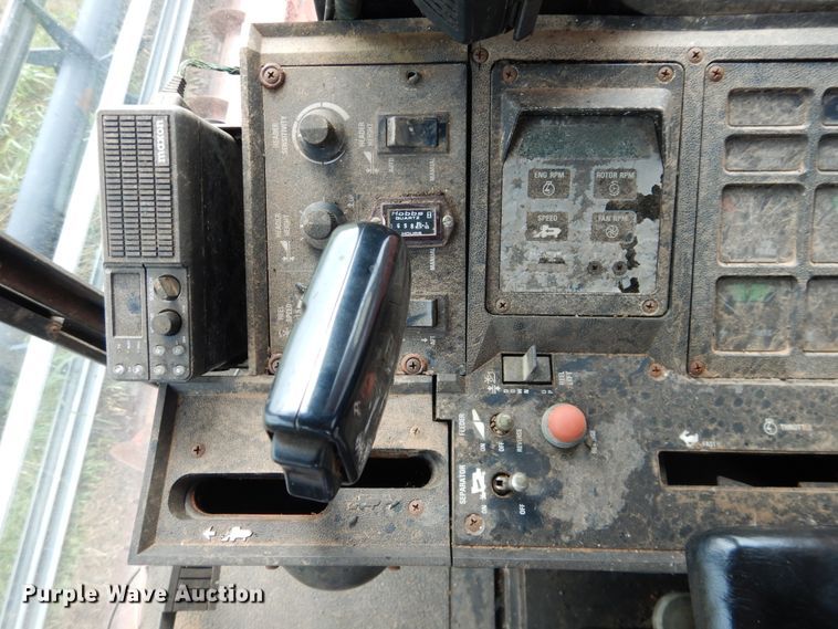 image for item DL0344 1993 Case 1688  combine