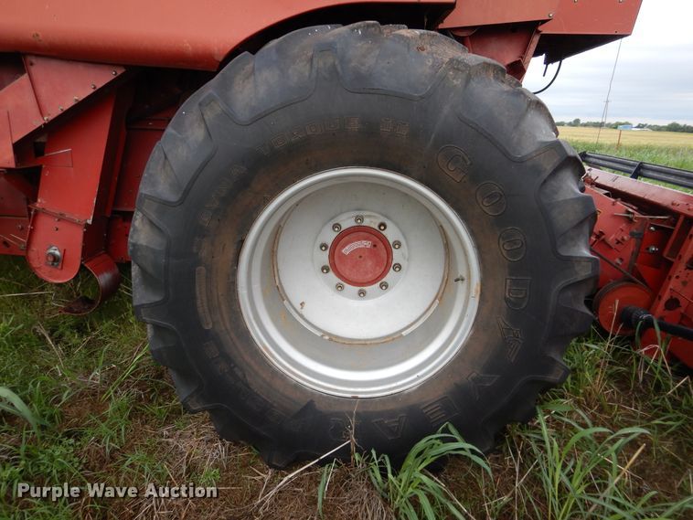 image for item DL0344 1993 Case 1688  combine