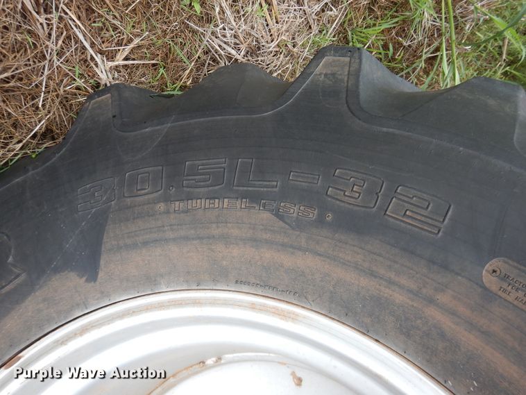 image for item DL0344 1993 Case 1688  combine