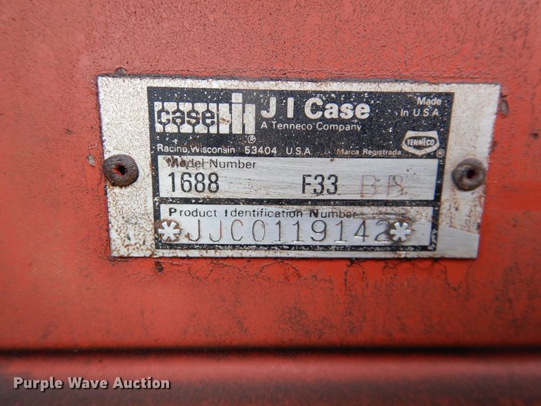 image for item DL0344 1993 Case 1688  combine