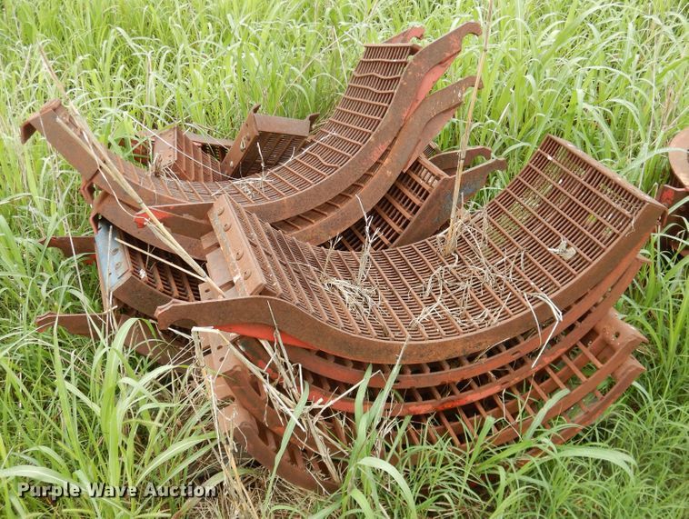 image for item DL0344 1993 Case 1688  combine