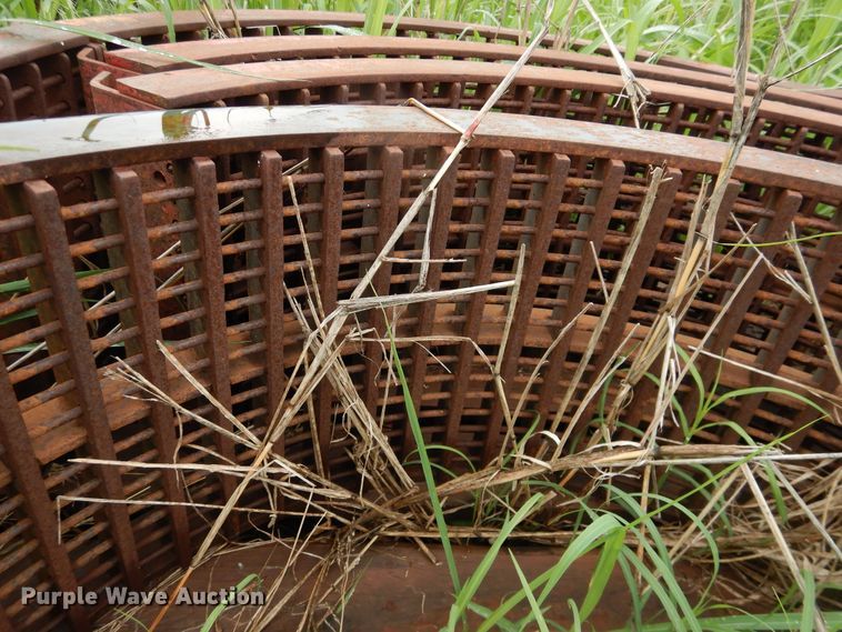 image for item DL0344 1993 Case 1688  combine