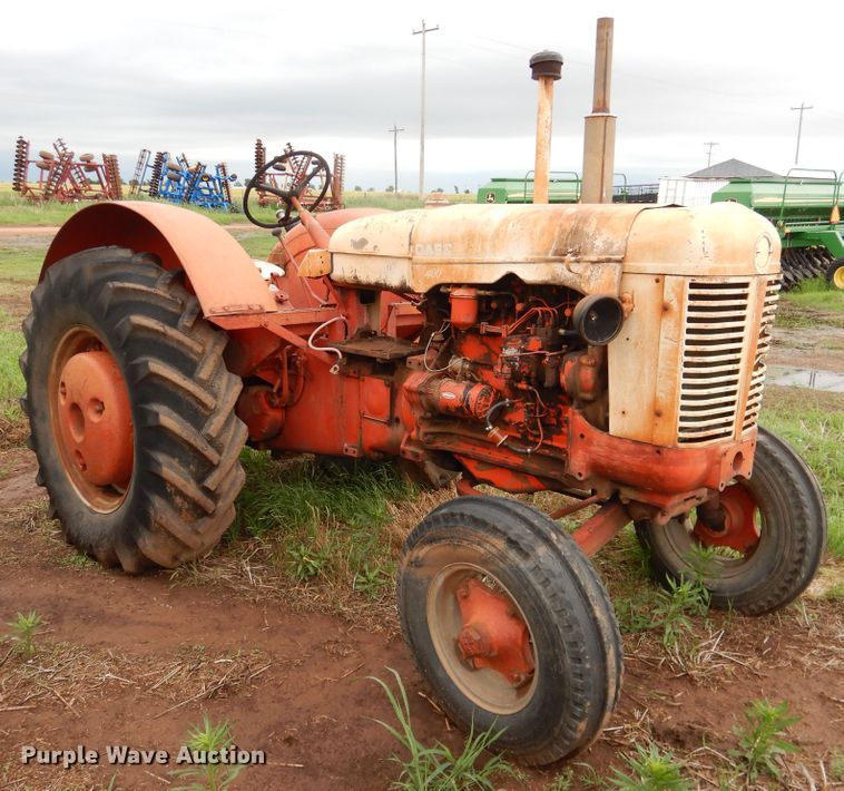 image for item DL0345 Case 400  tractor