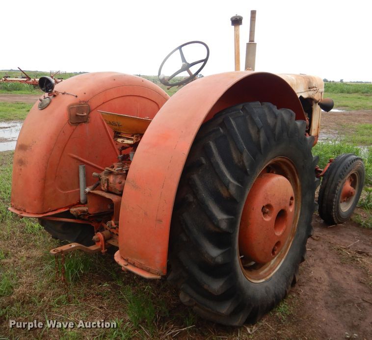 image for item DL0345 Case 400  tractor
