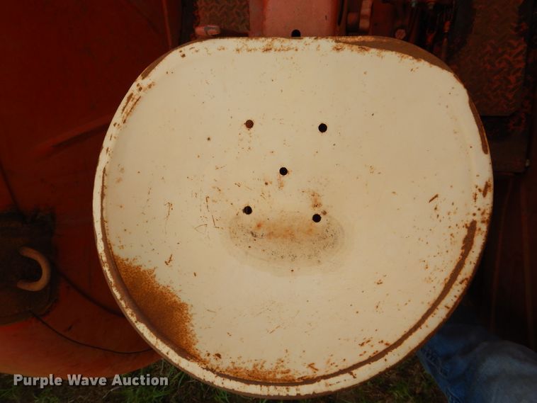 image for item DL0345 Case 400  tractor