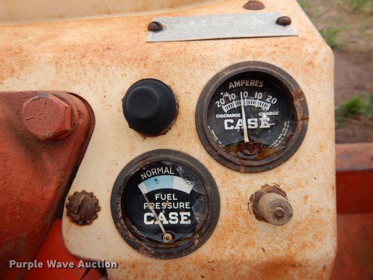 image for item DL0345 Case 400  tractor