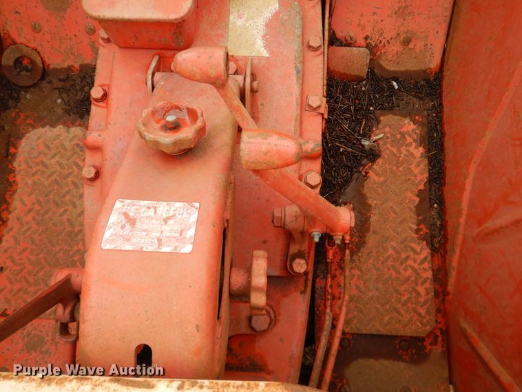 image for item DL0345 Case 400  tractor