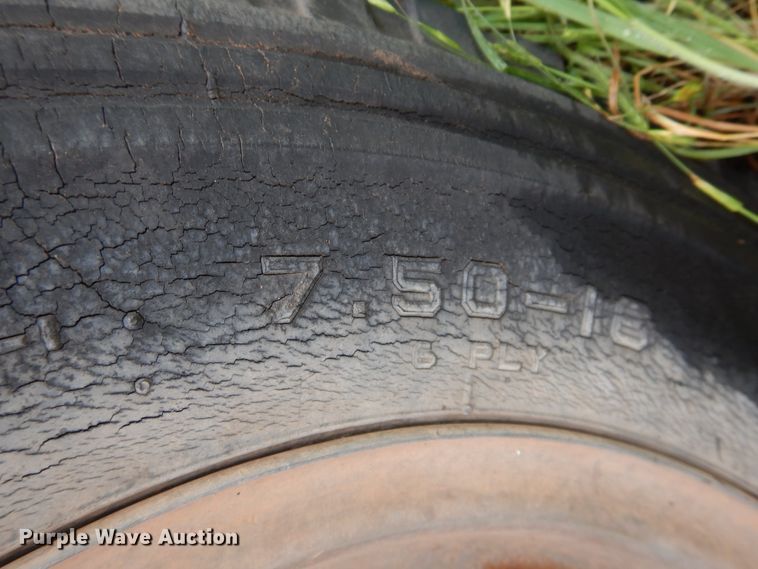 image for item DL0345 Case 400  tractor