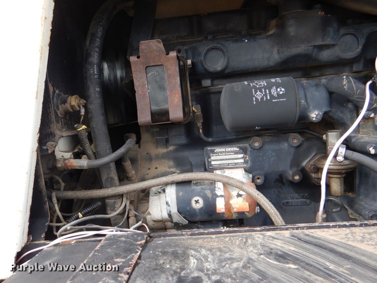 image for item DL8831 Willmar  sprayer