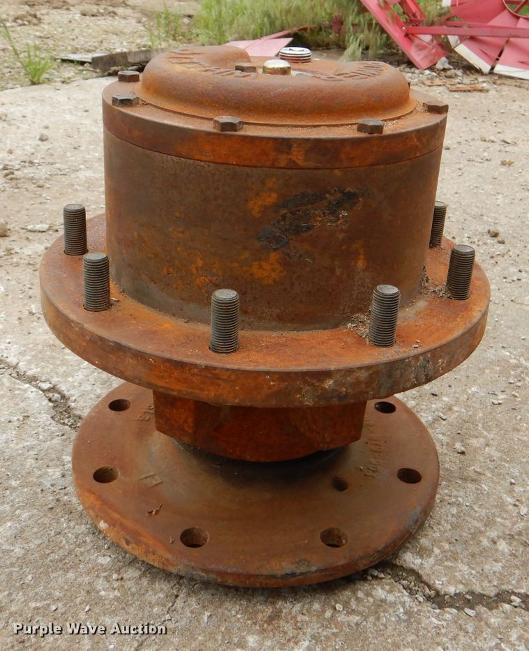 image for item DL8831 Willmar  sprayer