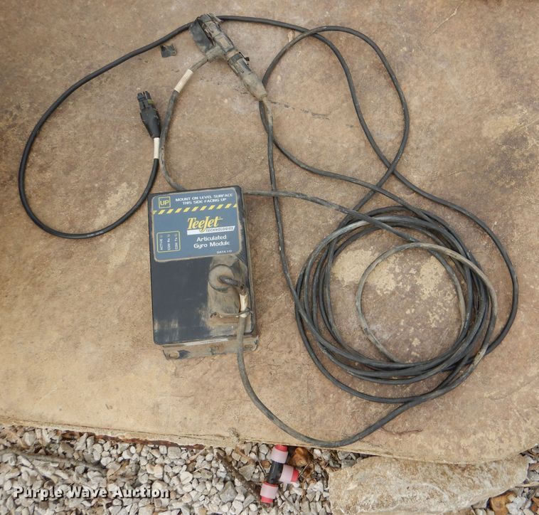 image for item DL8832 TeeJet GPS