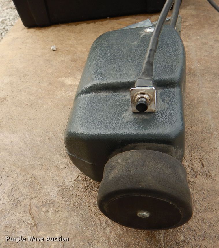 image for item DL8832 TeeJet GPS