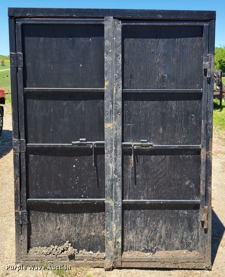 image for item DN5651 Breeding chute