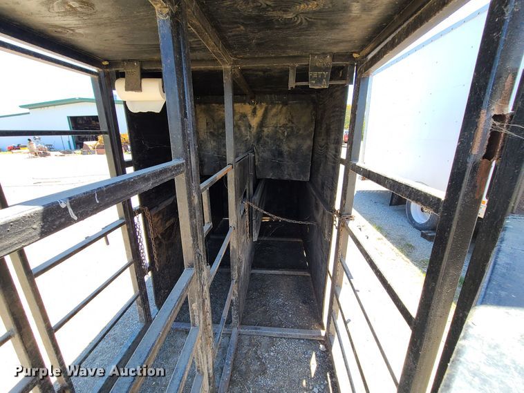 image for item DN5651 Breeding chute