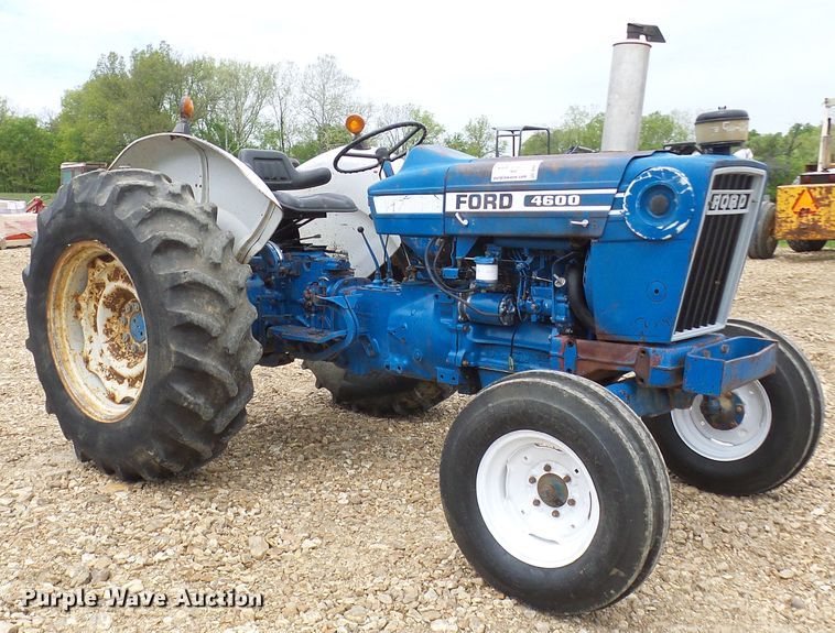 image for item DN6761 Ford 4600  tractor