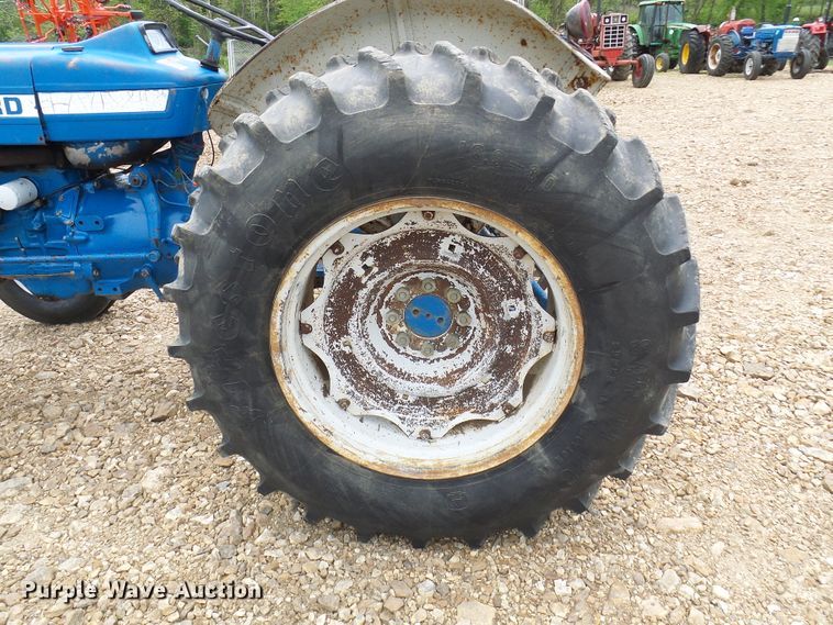 image for item DN6761 Ford 4600  tractor