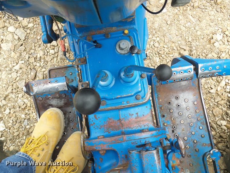 image for item DN6761 Ford 4600  tractor