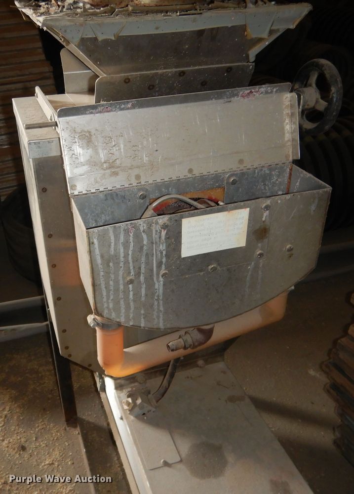 image for item FI9070 Gustafson S600 stainless steel seed treater