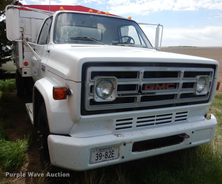 image for item FI9075 1975 GMC 6000  grain truck