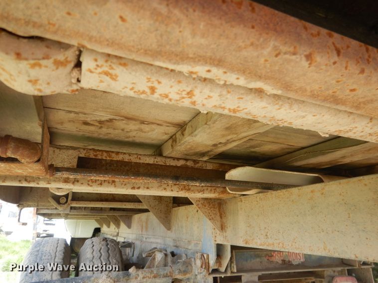 image for item FI9075 1975 GMC 6000  grain truck