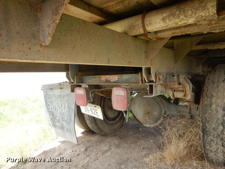 image for item FI9075 1975 GMC 6000  grain truck