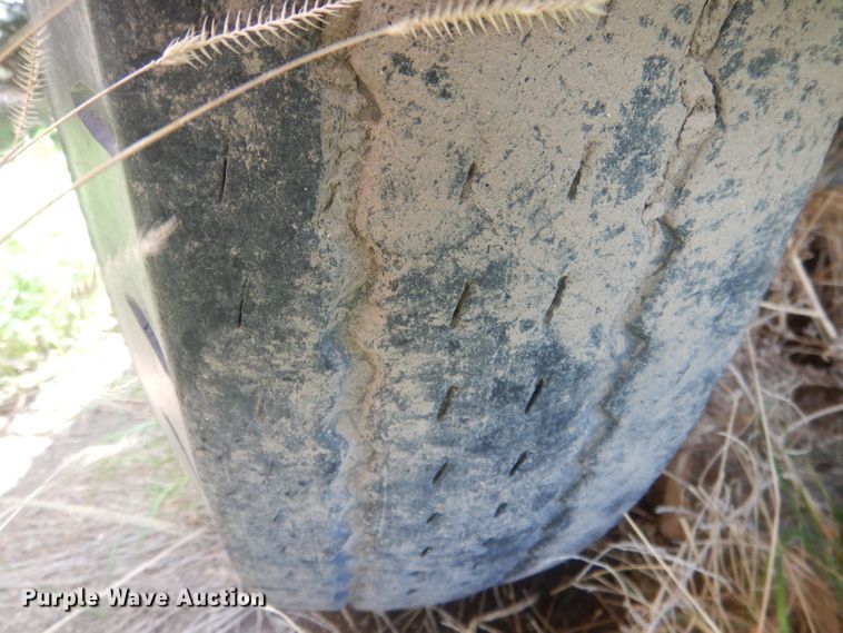 image for item FI9075 1975 GMC 6000  grain truck