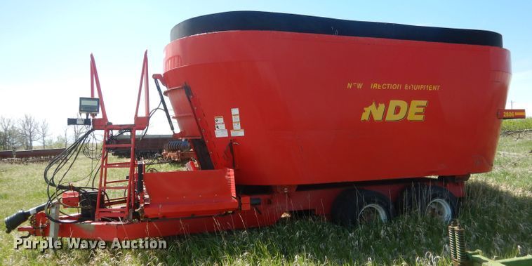 image for item FI9080 2013 NDE 2806  vertical feed mixer