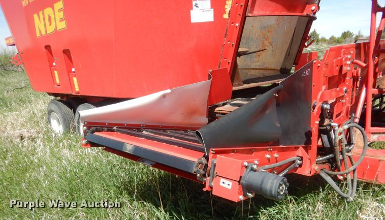 image for item FI9080 2013 NDE 2806  vertical feed mixer