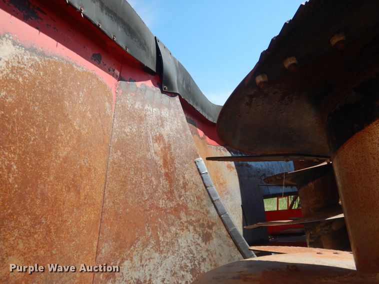 image for item FI9080 2013 NDE 2806  vertical feed mixer