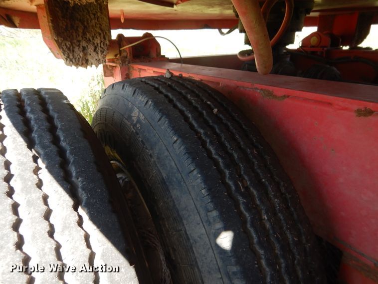 image for item FI9080 2013 NDE 2806  vertical feed mixer