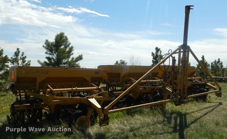 image for item FI9081 HayBuster 107  twin row grain drill