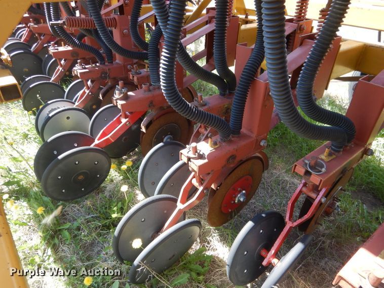 image for item FI9081 HayBuster 107  twin row grain drill