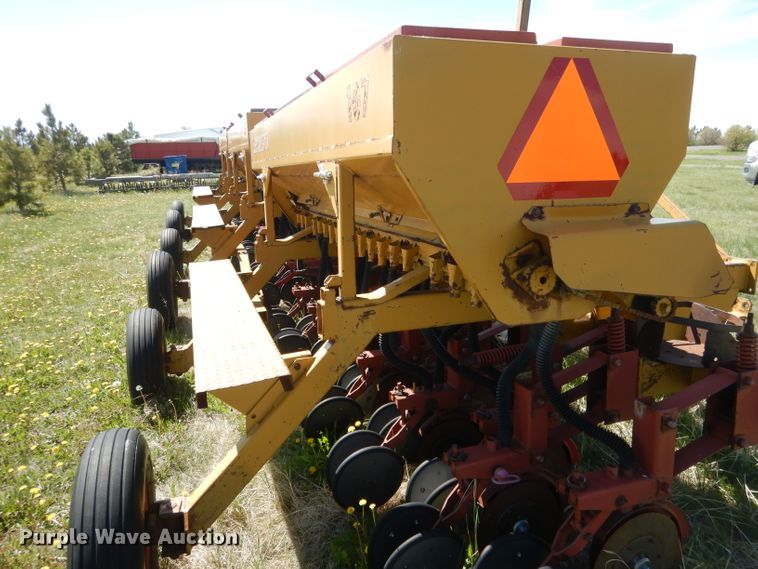 image for item FI9081 HayBuster 107  twin row grain drill