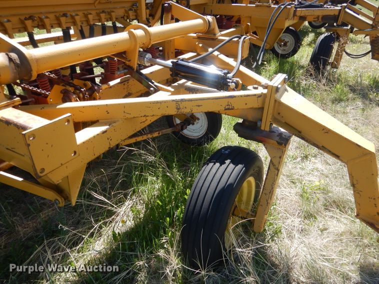 image for item FI9081 HayBuster 107  twin row grain drill