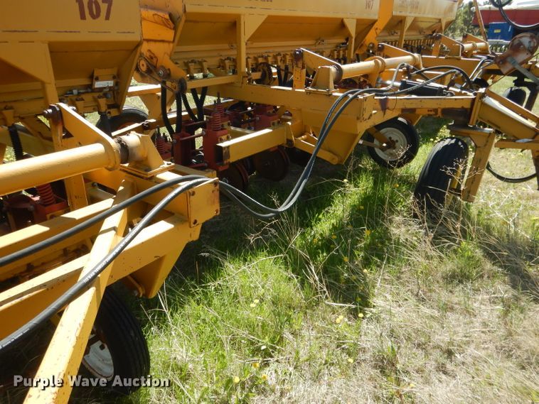 image for item FI9081 HayBuster 107  twin row grain drill