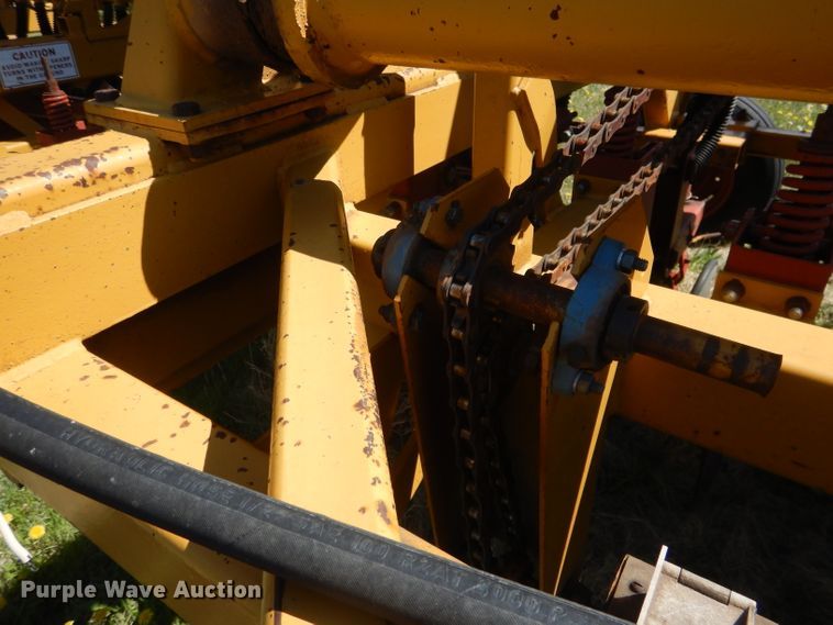 image for item FI9081 HayBuster 107  twin row grain drill