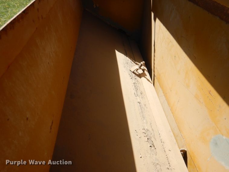 image for item FI9081 HayBuster 107  twin row grain drill