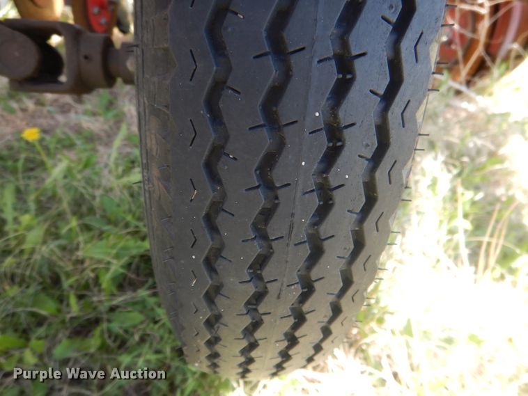 image for item FI9081 HayBuster 107  twin row grain drill